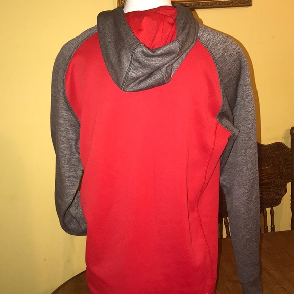 Adidas Jacket size Medium; gray and burgundy - Picture 5 of 10